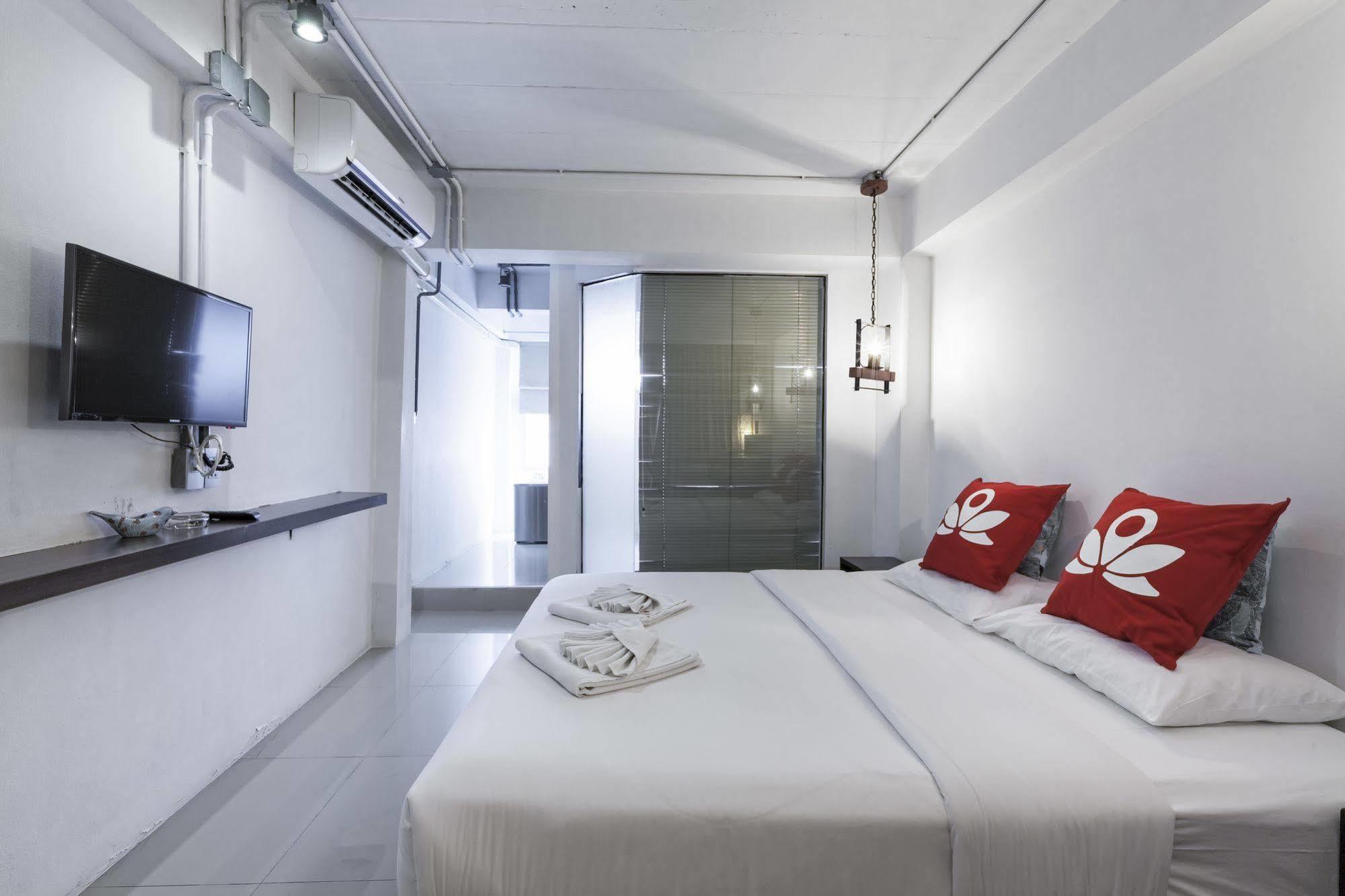 Zen Rooms Basic Nanai Phuket Patong Exterior foto